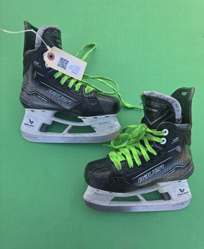 Junior Bauer Supreme M50 Pro Hockey Skates Extra Wide Width Size 1