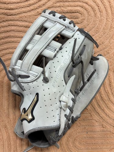 Gray Mizuno Prime Elite RH Baseball Glove 12.5" (Used)