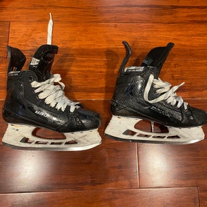 Bauer Supreme Matrix Hockey Skates 5 (Used)