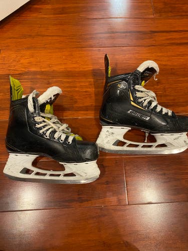 2018 Bauer Supreme S29 Hockey Skates Regular Width Size 4 (Used)