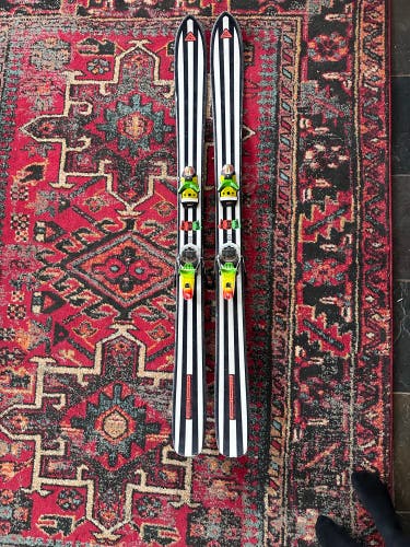 Unisex 2025 Salomon 170 cm Skis With Bindings Max Din 14 (Used)