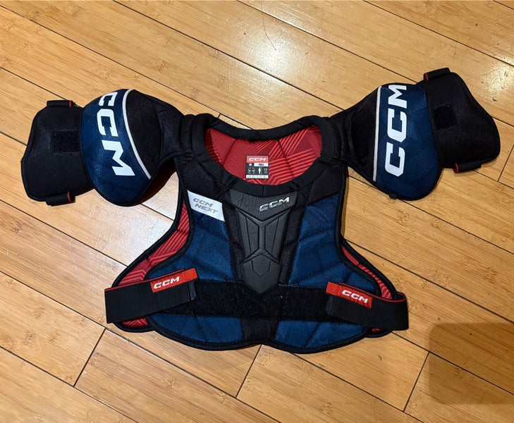 Small Senior CCM Next Shoulder Pads (Used)