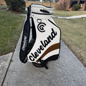 Cleveland Tour Staff Golf Bag