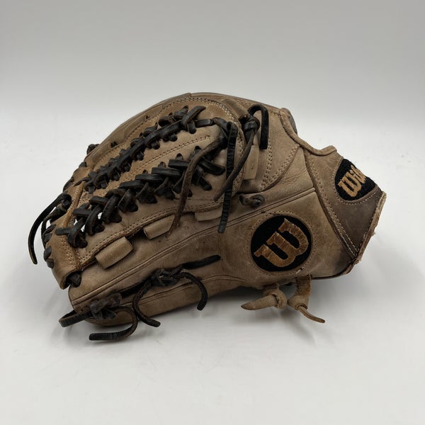 Wilson A2000 D33 11.75 Lefty Pitchers Infield Baseball Glove