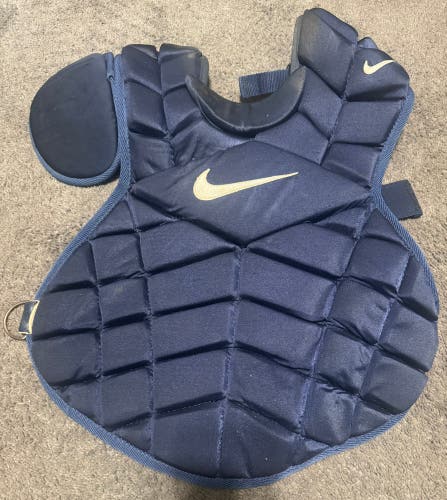 Nike Pro Gold 17” Catchers Set Navy Blue Used