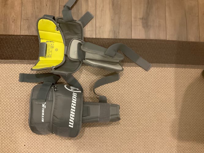 Warrior goalie knee pads, Senior, Large (Used)