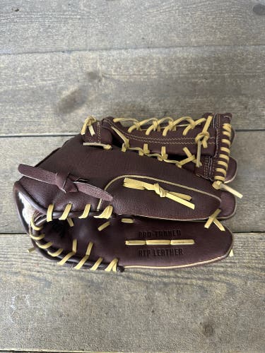 Franklin Sports 12" Baseball Glove RTP Pro Baseball Fielding Youth RHT 22557