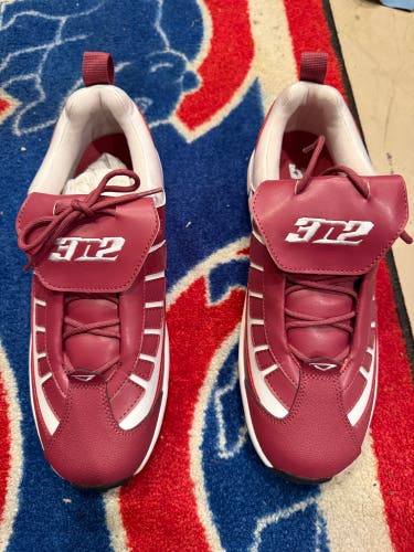 Red Men's Size M 11.5 (W 12.5) 3N2 Turf Cleats (New)