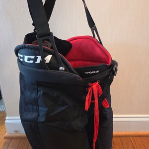 **LIKE NEW** Junior XL CCM RBZ 130 Hockey Pants (Used)
