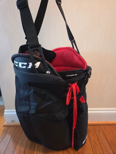 **LIKE NEW** Junior XL CCM RBZ 130 Hockey Pants (Used)