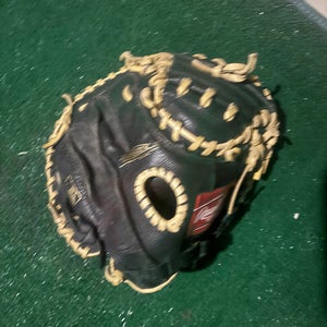 Rawlings RH Catcher's Glove 31.5" (Used)