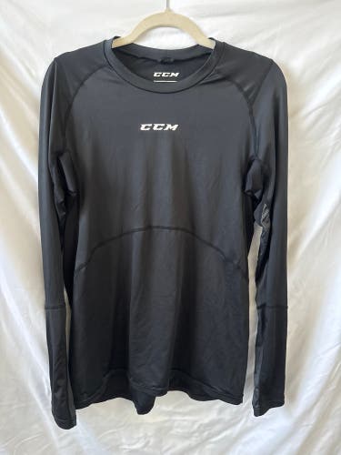 Black Medium Men's CCM Base Layer Compression Shirt (New, NO TAGS)