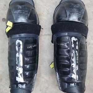 Junior CCM AS 580 12" Shin Pads (Used)