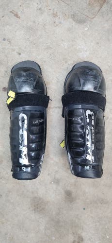 Junior CCM AS 580 12" Shin Pads (Used)