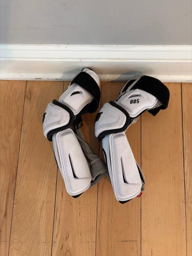 Medium Adult STX Stallion 900 Arm Pads (Used)