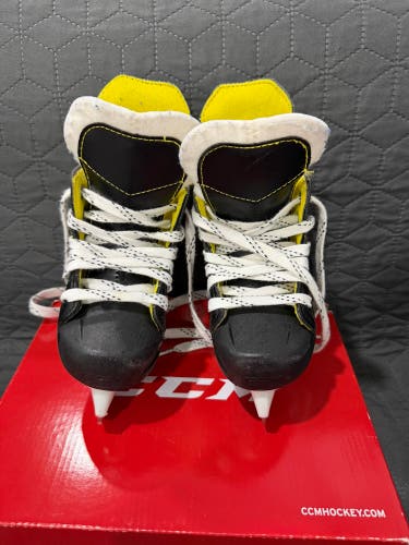 CCM Tacks 9350 Hockey Skates Regular Width 7 (Used) Youth