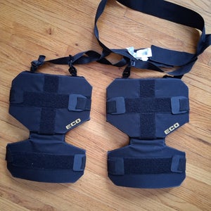Eco Hockey Goalie Knee Pads SR Small with CCM garter belt (Used)