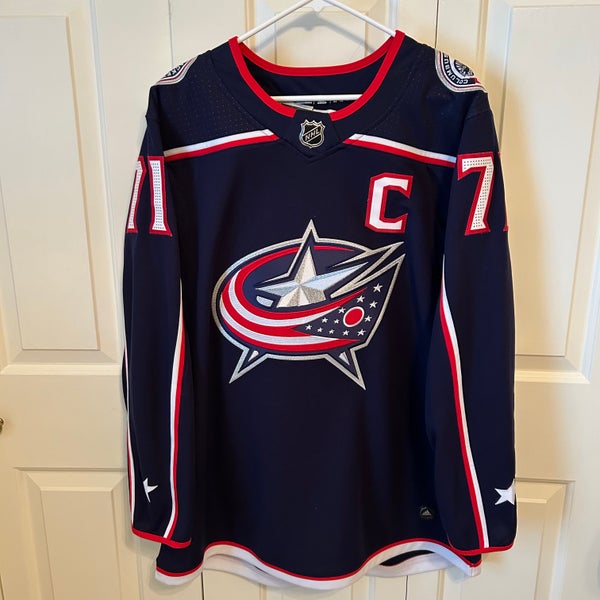 Autographed Nick Foligno Columbus Blue Jackets Jersey Size 52 (Men's Large)