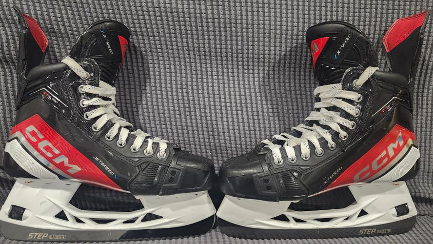 CCM JetSpeed FT6 Pro Hockey Skates Wide Width 8 (Used)