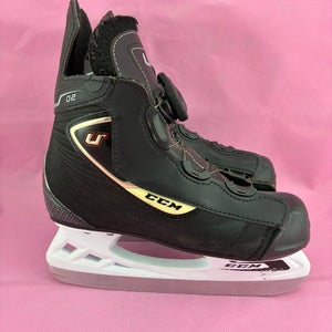 CCM U+ 02 BOA Hockey Skates JR 3