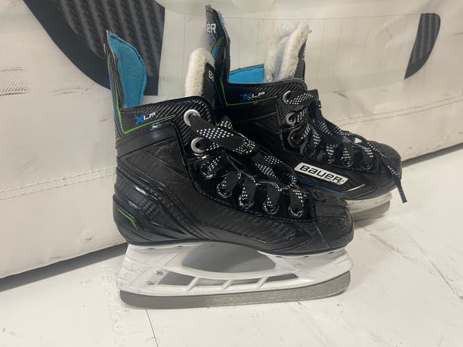 Bauer XLP Hockey Skates 11 (Used)