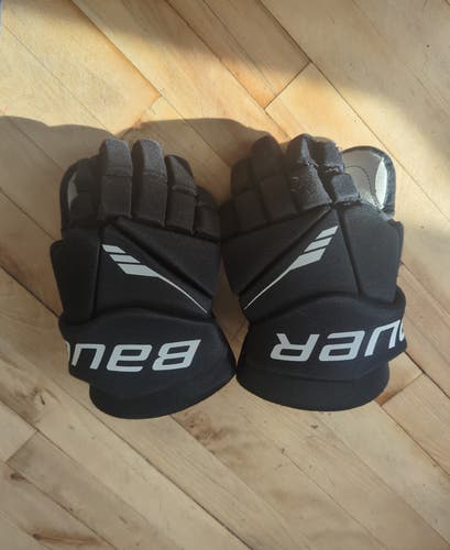 Bauer Lil Sport Gloves 11" (Used)