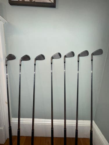 Men's 2022 TaylorMade Stealth Right Handed Iron Set Stiff Flex (7 Clubs) #5 - #9, PW, GW Steel Shaft