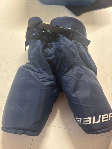 Junior Medium Bauer Hockey Pants (Used)