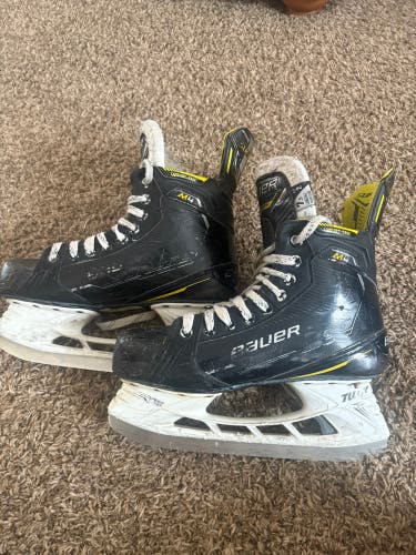 Bauer Supreme Hockey Skates 7.5 (Used)