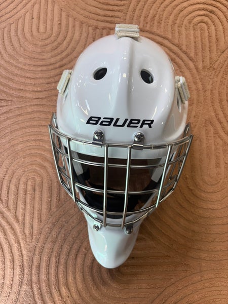 White Senior Medium Bauer 940 Goalie Mask (New)
