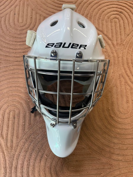White Senior Medium Bauer 940 Goalie Mask (New)