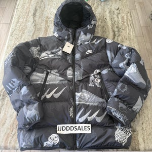 Nike Jacket Bold School Windrunner FZ2288-045 Storm Fit Puffer Hooded Men’s Lrg

New with tags