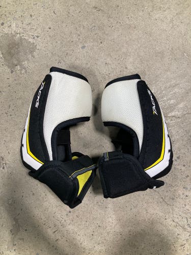 Senior Large CCM Tacks 2052 Elbow Pads