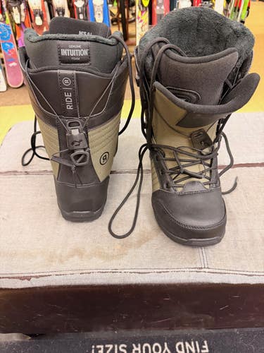 Men's Size M 9.0 (W 10.0) Ride Snowboard Boots Medium Flex (Used)