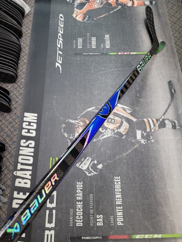 P92 | 65 Flex Senior Bauer Proto2 Left Hand Hockey Stick P92 65 Flex Pro Stock (Used) #2