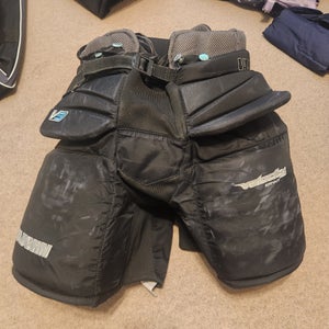 Intermediate Medium 2020 Vaughn Velocity V9 XFP Hockey Goalie Pants (Used)