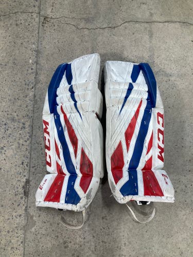 28"+1" Junior CCM EFlex 4.5 Goalie Leg Pads