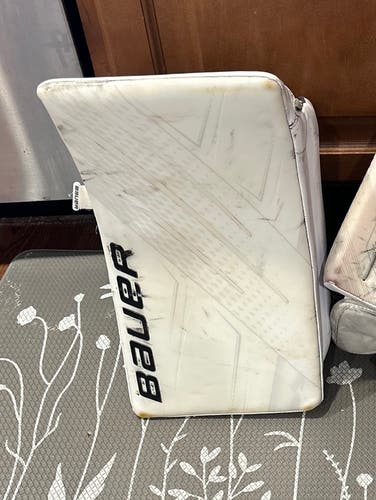 Bauer Hyperlite Regular Pro Stock (Used)