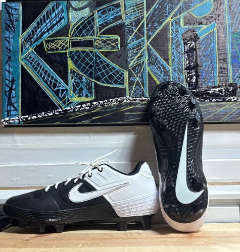 Nike Alpha Huarache Varsity (Molded)- Black/White: Men’s size 11.5