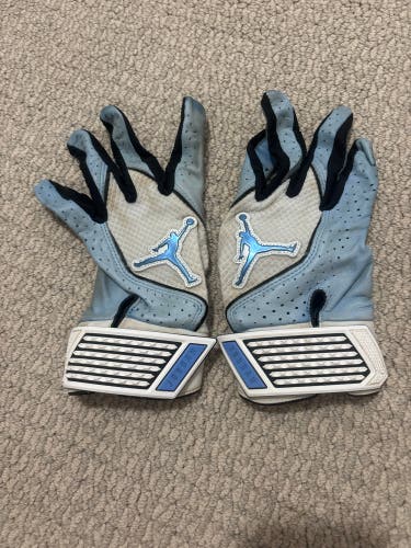 Medium Air Jordan Batting Gloves (Used)