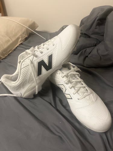 Men's Size M 12.0 (W 13.0) New Balance Low Top (Used)