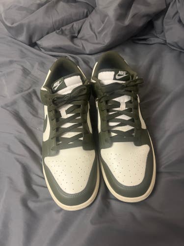 Green Men's Size 13.0 (W 14.0) Adult Nike Dunk Low Shoes (Used)