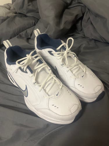Men's Size M 12.0 (W 13.0) Adult Nike Air Monarch Shoes (New)