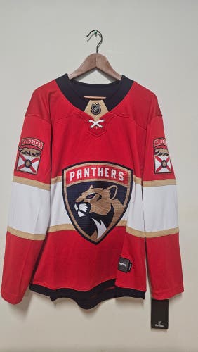 Men's Fanatics Breakaway Jersey size Small