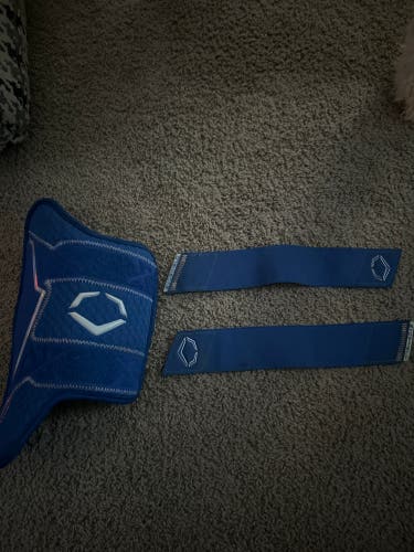 Blue Junior EvoShield Leg guard Shin Guards (Used)