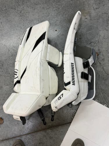30" Warrior Ritual G7 Pro Goalie Leg Pads (Used)