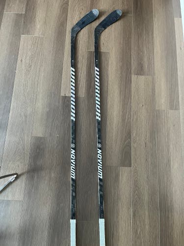 Warrior Novium Pro Right Handed Hockey Stick P28 100 Flex Pro Stock Hockey Drew Doughty *2 Pack