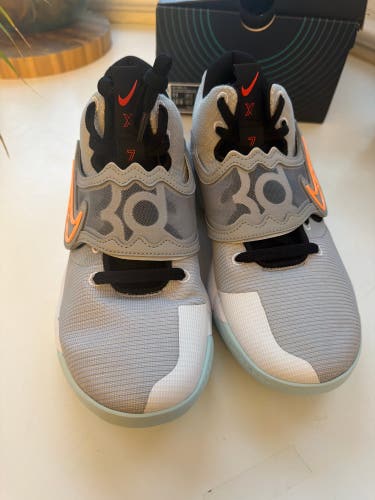 Men's Size M 11.0 (W 12.0) Nike KD 5 Trey Shoes (Used)