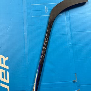 Senior Bauer Vapor FlyLite Left Hand Hockey Stick P28 77 Flex (New)