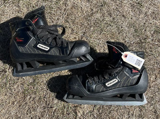 Bauer Reactor 5000 Hockey Goalie Skates | Intermediate 5 (Narrow)